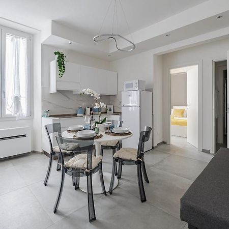Via Ponte Alle Mosse, 19 - Florence Charming Apartments - A Chic, Newly Renovated Apartment Near Tram Leopolda, A Few Min From Downtown المظهر الخارجي الصورة