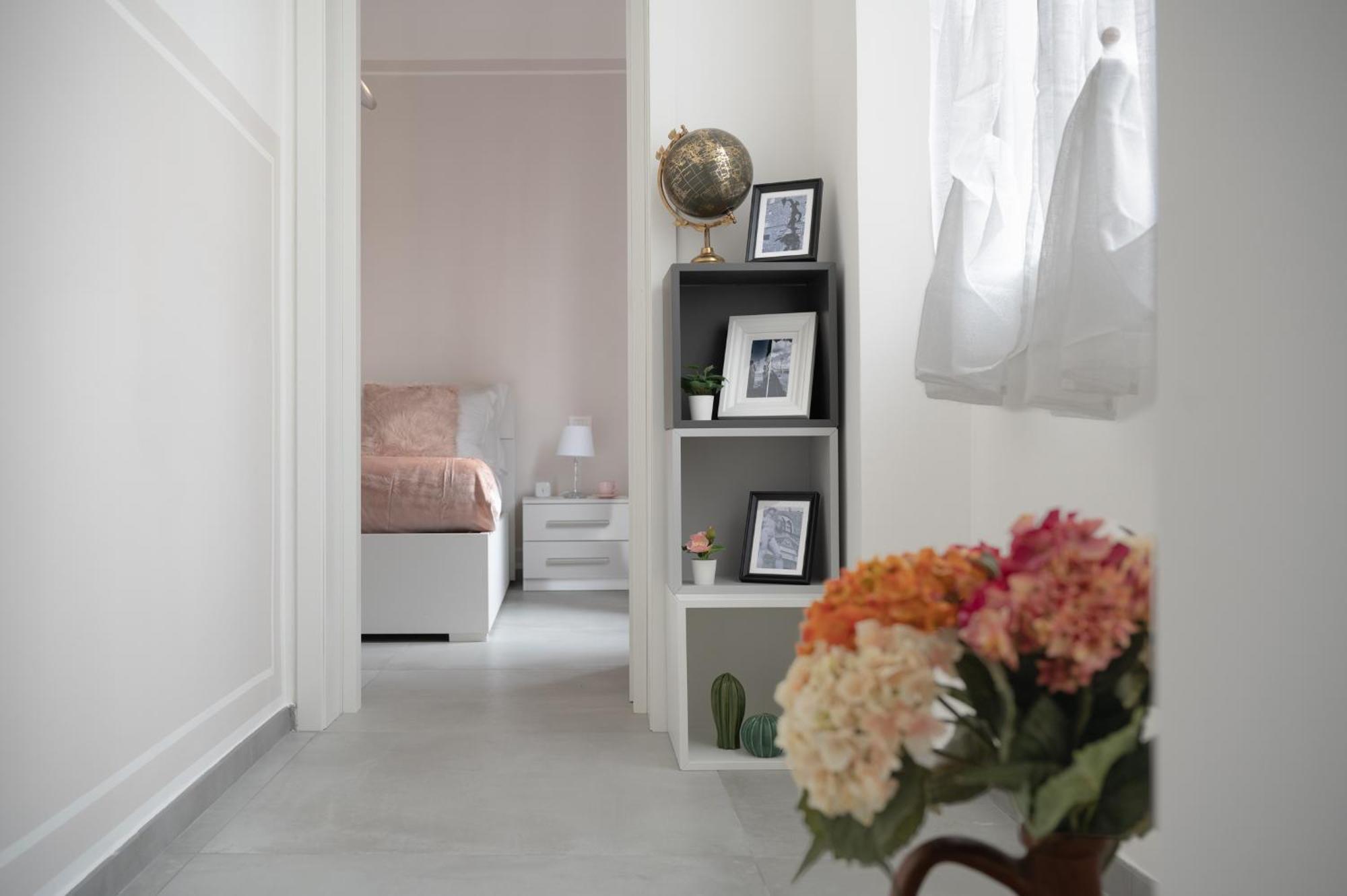 Via Ponte Alle Mosse, 19 - Florence Charming Apartments - A Chic, Newly Renovated Apartment Near Tram Leopolda, A Few Min From Downtown المظهر الخارجي الصورة